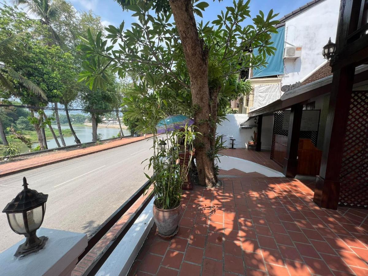 Golden Lotus Namkhan View Luang Prabang Exteriör bild